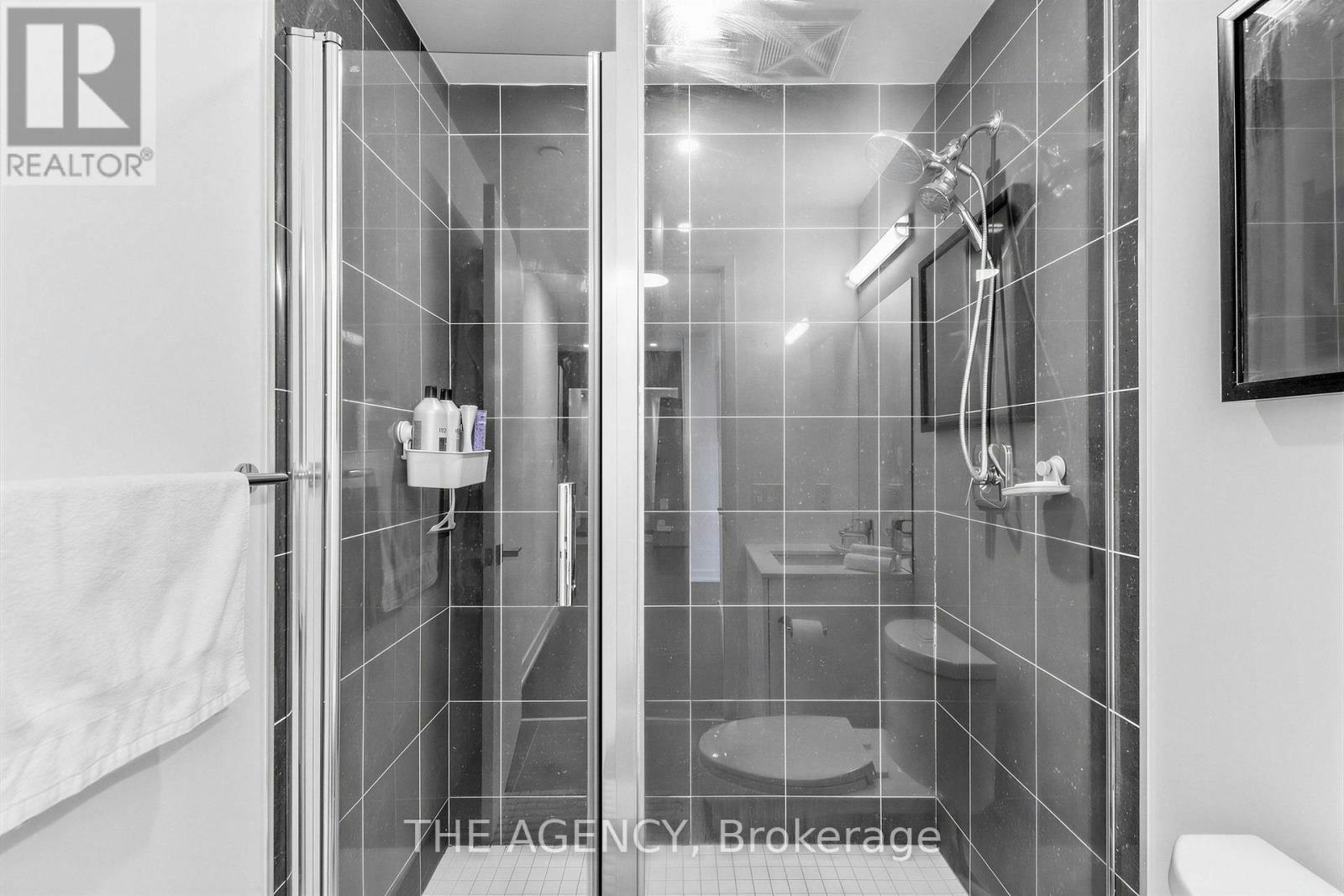 1811-30 Ordnance Street, Toronto, ON, M6K 0C8 - 24