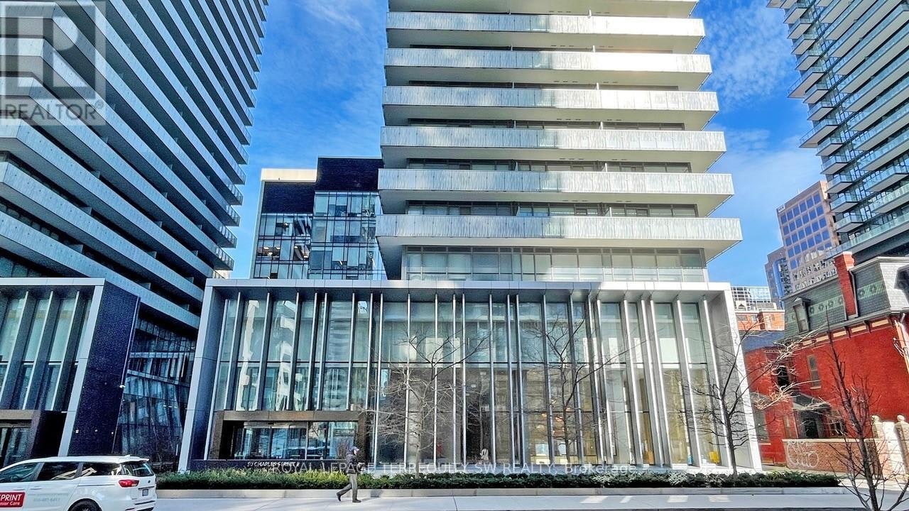 2712-50 Charles Street E, Toronto, ON, M4Y 0C3