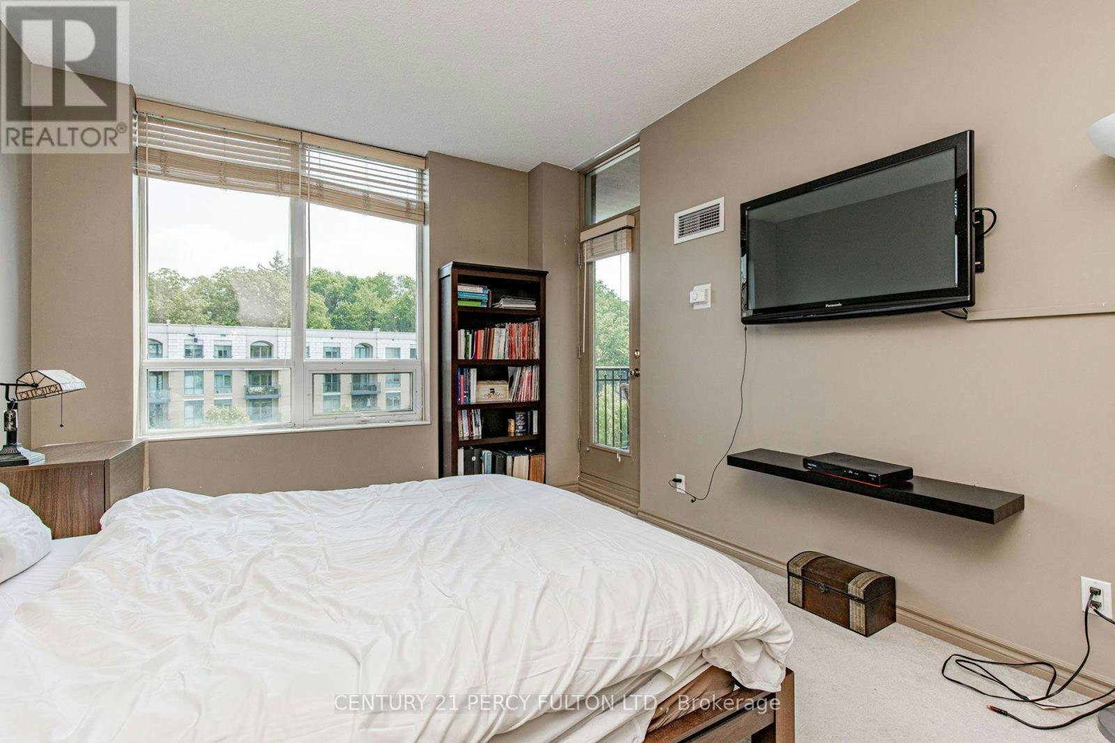 816-18 William Carson Crescent, Toronto, ON, M2P 2G6 - 25