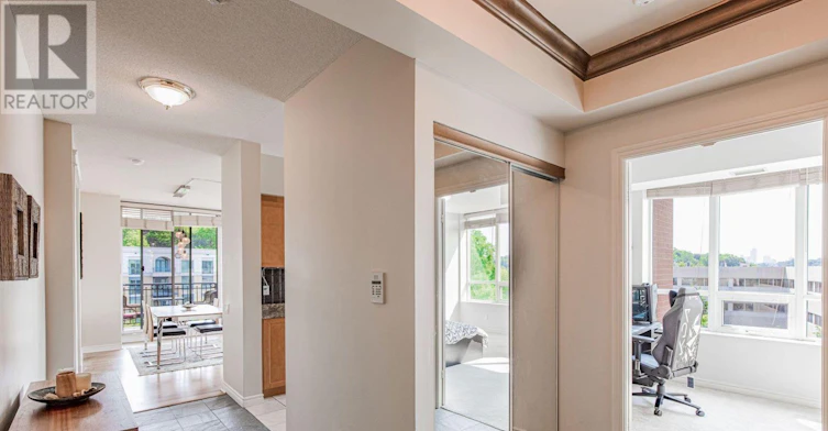 816-18 William Carson Crescent, Toronto, ON, M2P 2G6 - 10