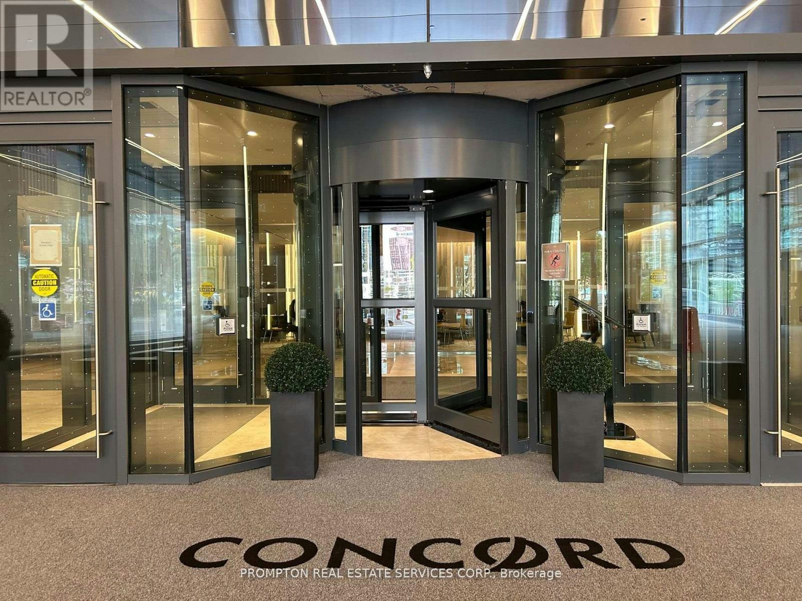5009-1 Concord Cityplace Way, Toronto, ON, M5V 0X3 - 4