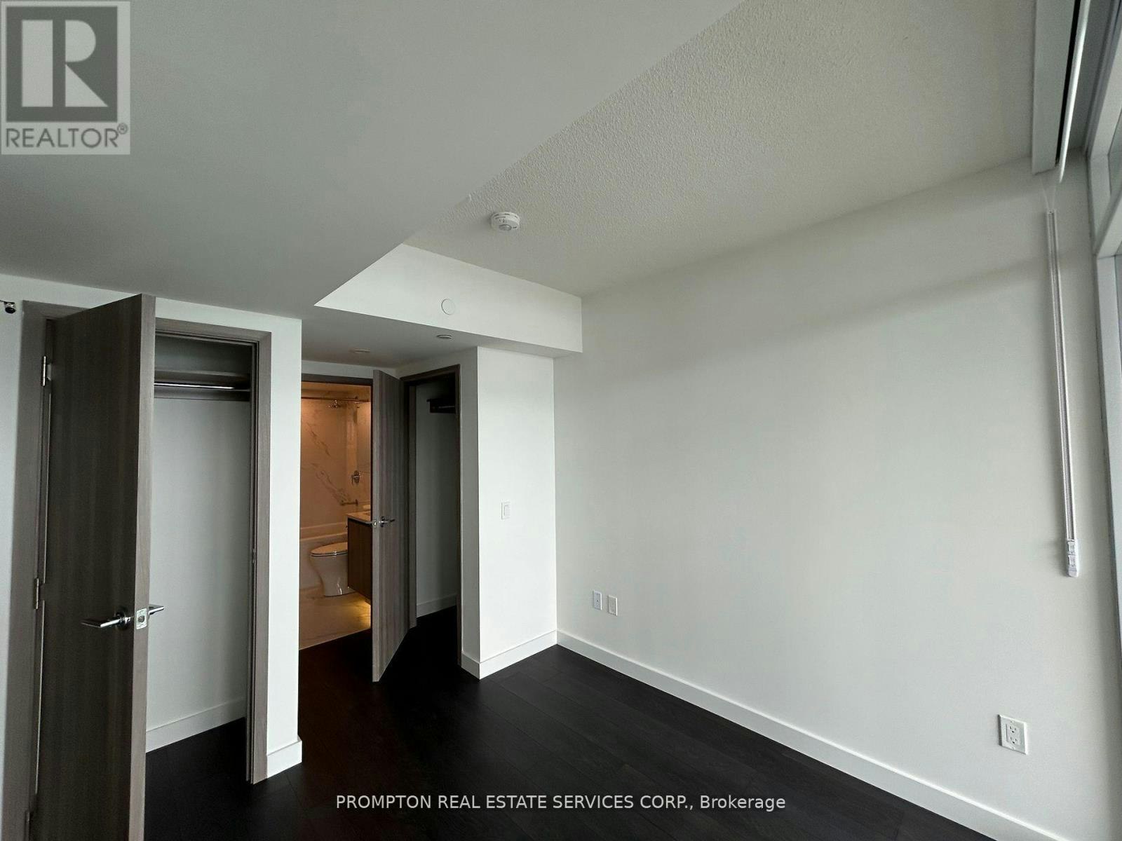 5009-1 Concord Cityplace Way, Toronto, ON, M5V 0X3 - 15