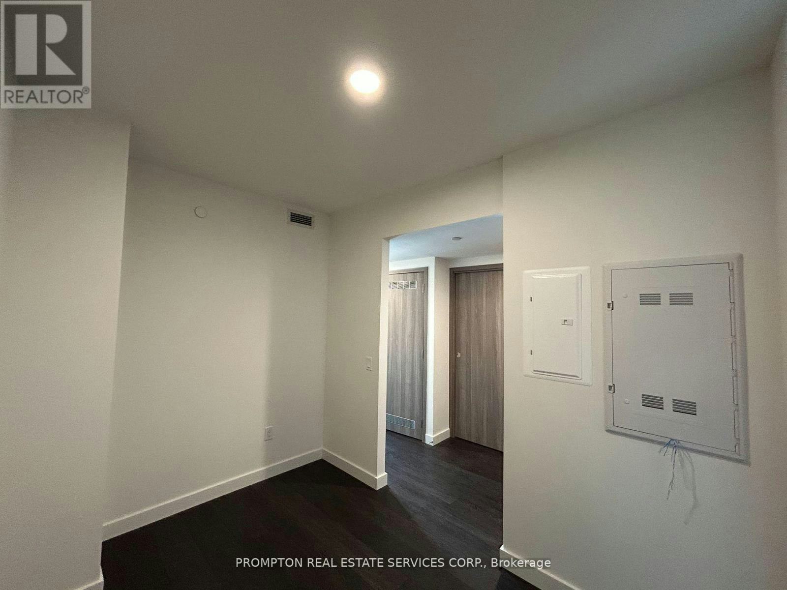 5009-1 Concord Cityplace Way, Toronto, ON, M5V 0X3 - 9