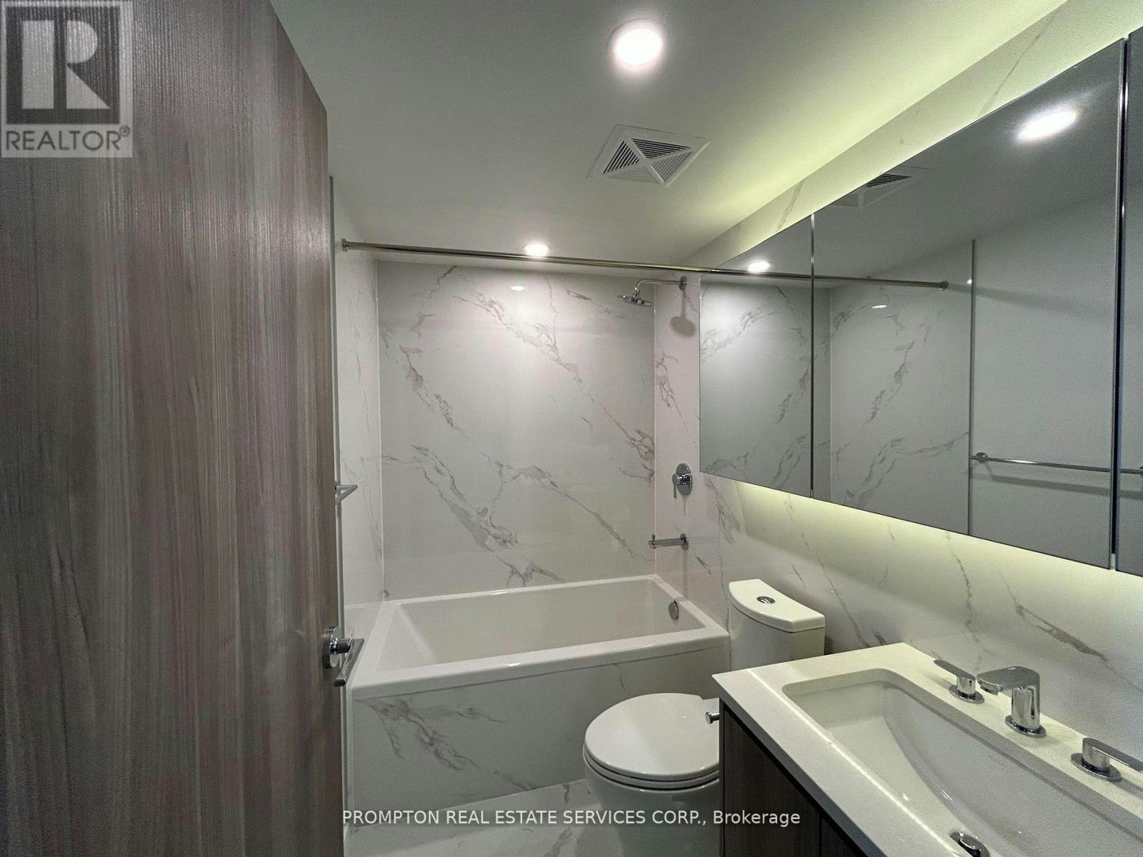 5009-1 Concord Cityplace Way, Toronto, ON, M5V 0X3 - 10