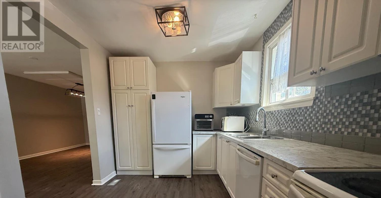 68 Tulloch Drive, Ajax, ON, L1S 2S5 - 5