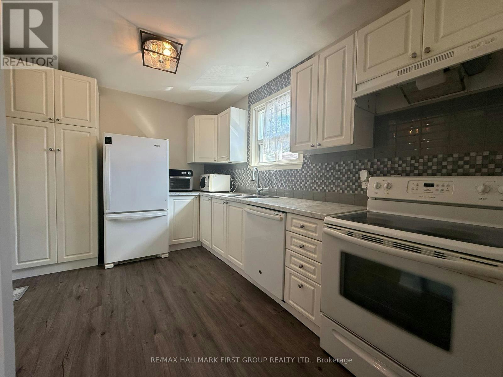 68 Tulloch Drive, Ajax, ON, L1S 2S5 - 3