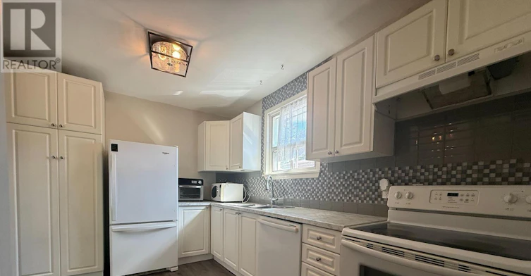 68 Tulloch Drive, Ajax, ON, L1S 2S5 - 3