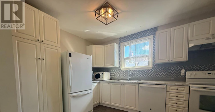 68 Tulloch Drive, Ajax, ON, L1S 2S5 - 2