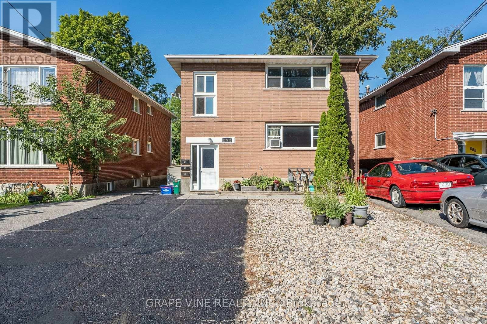 898 Watson Avenue, Ottawa, ON, K2B 6B9