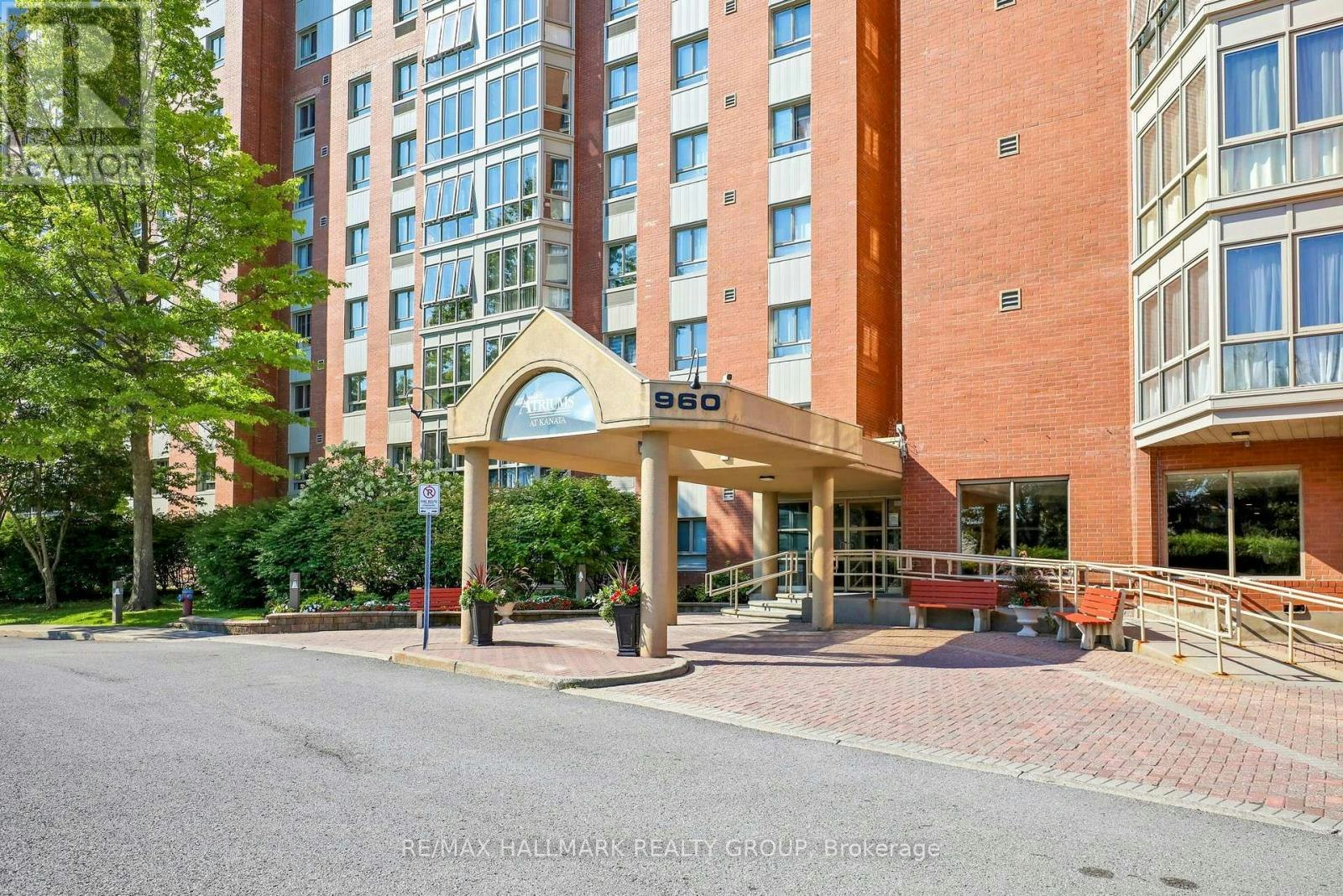 906-960 Teron Road, Ottawa, ON, K2K 2B6