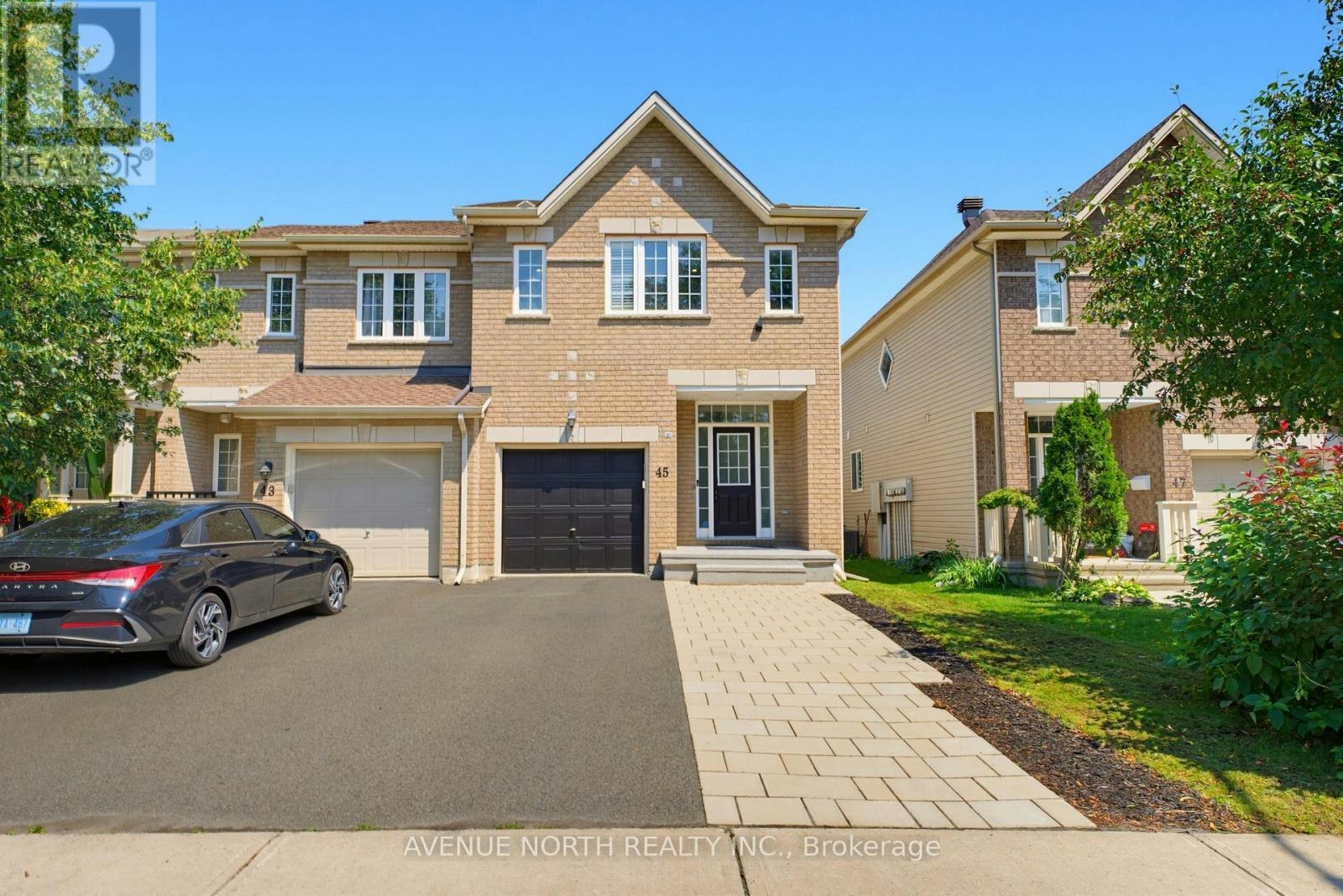 45 Saddlesmith Circle, Ottawa, ON, K2M 2Y8