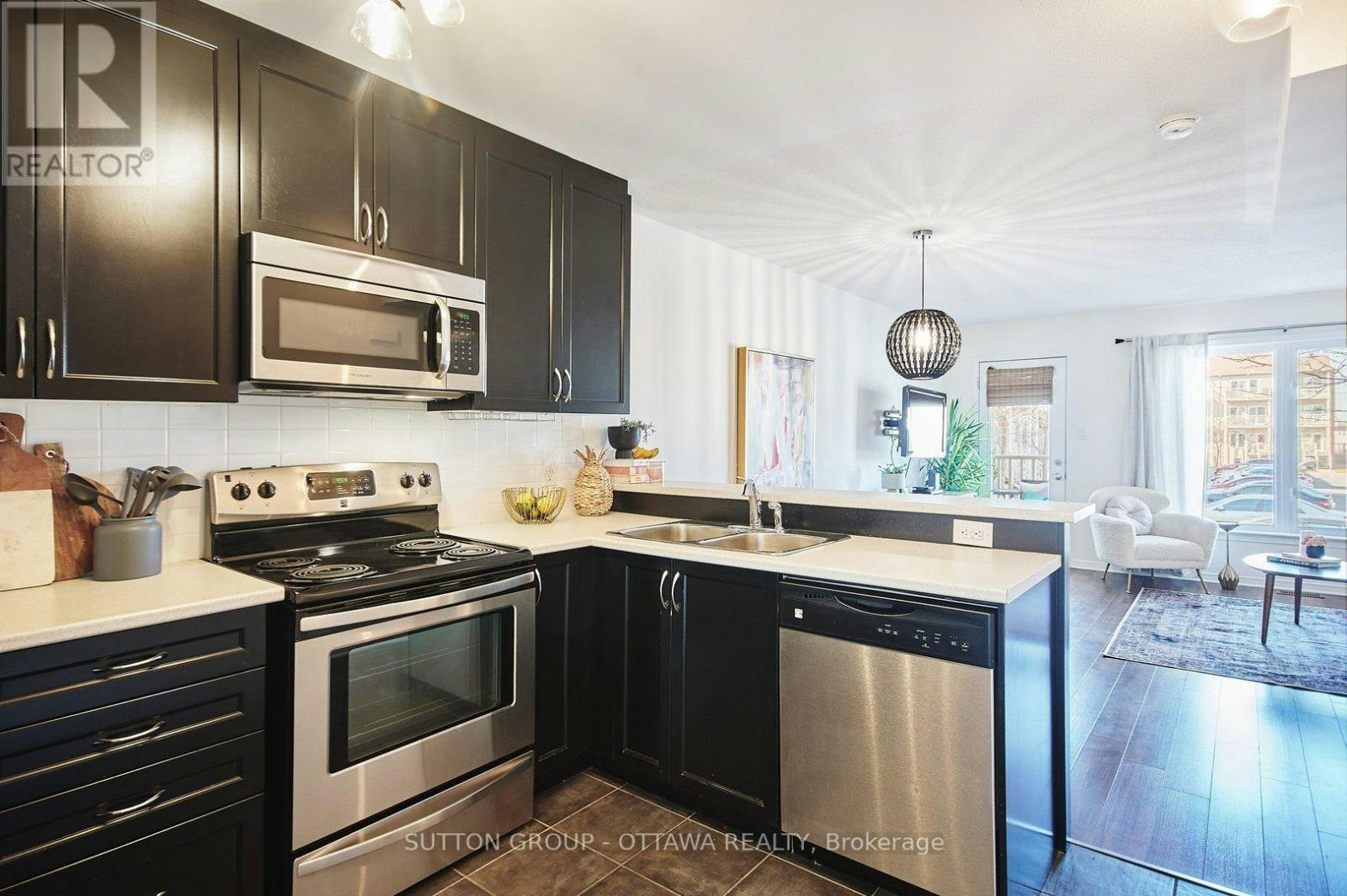 2625 Longfields Drive, Ottawa, ON, K2J 1S3 - 6