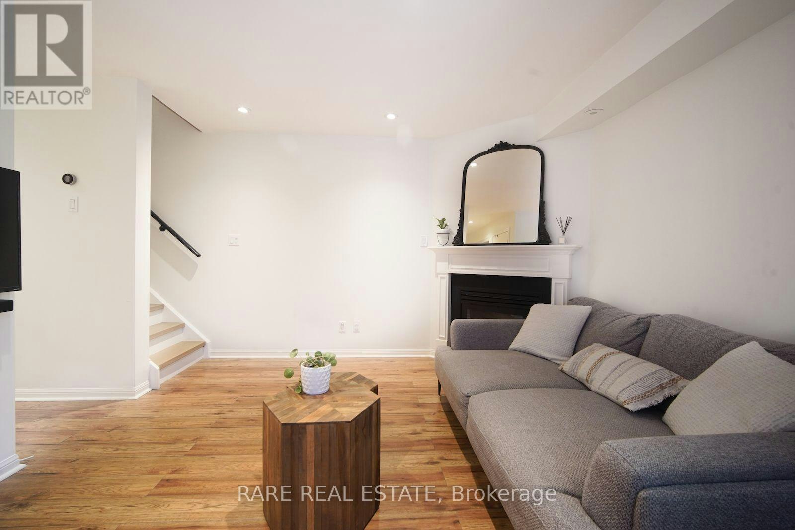 220-50 Joe Shuster Way, Toronto, ON, M6K 1Y8 - 6