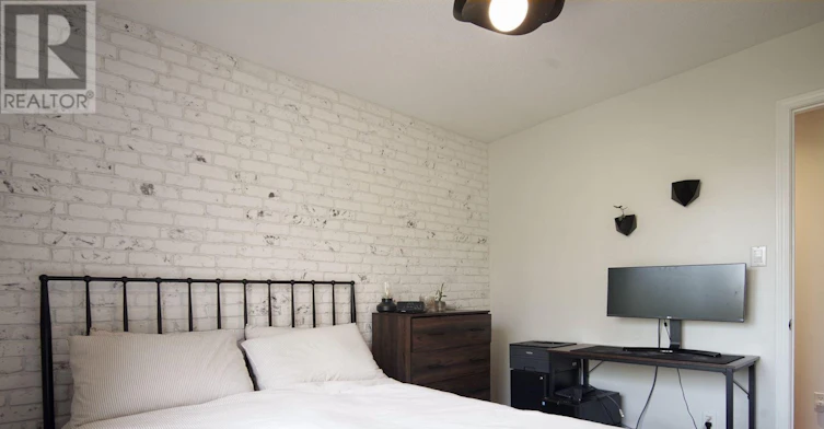 220-50 Joe Shuster Way, Toronto, ON, M6K 1Y8 - 12