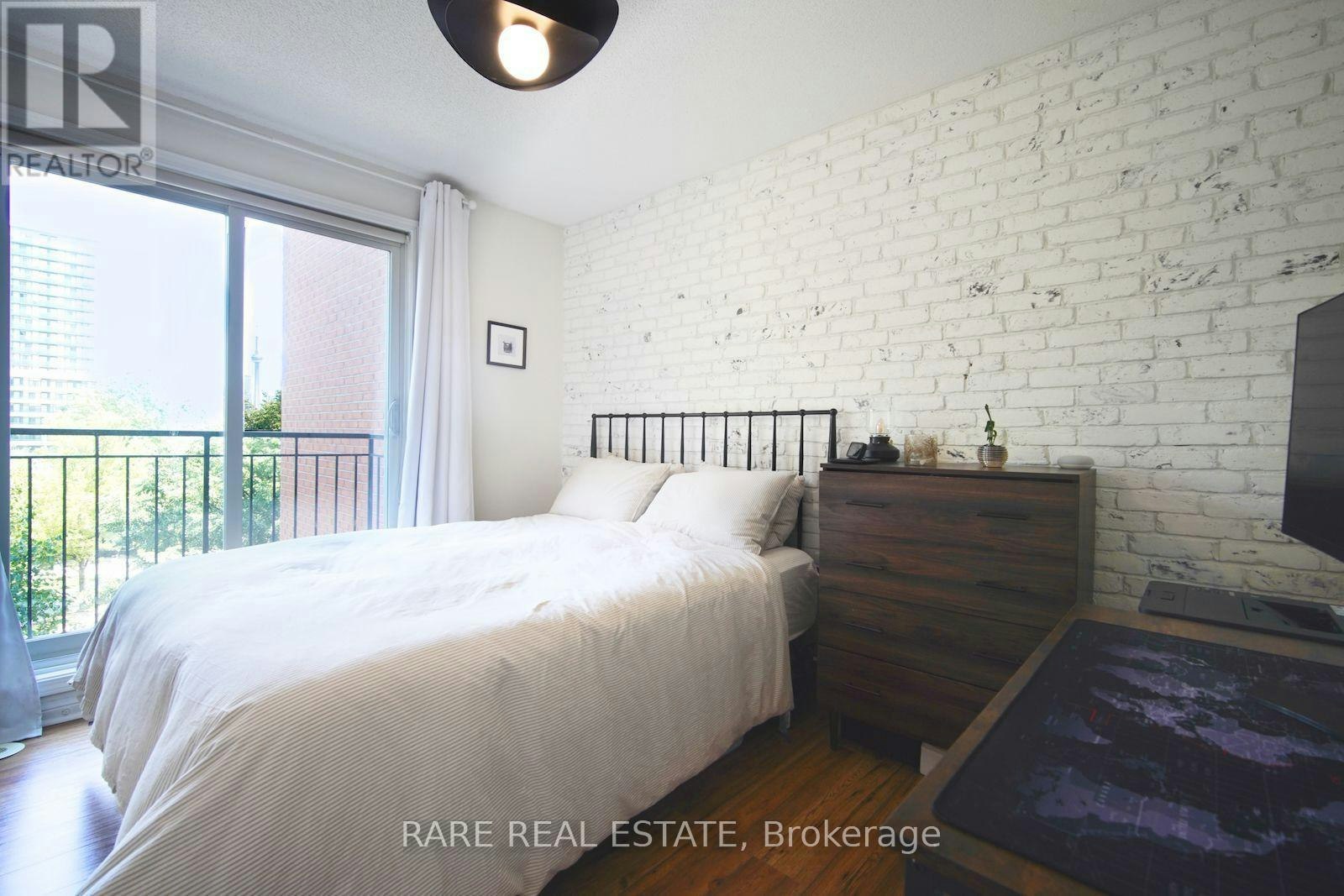 220-50 Joe Shuster Way, Toronto, ON, M6K 1Y8 - 11