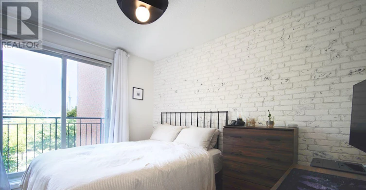 220-50 Joe Shuster Way, Toronto, ON, M6K 1Y8 - 11