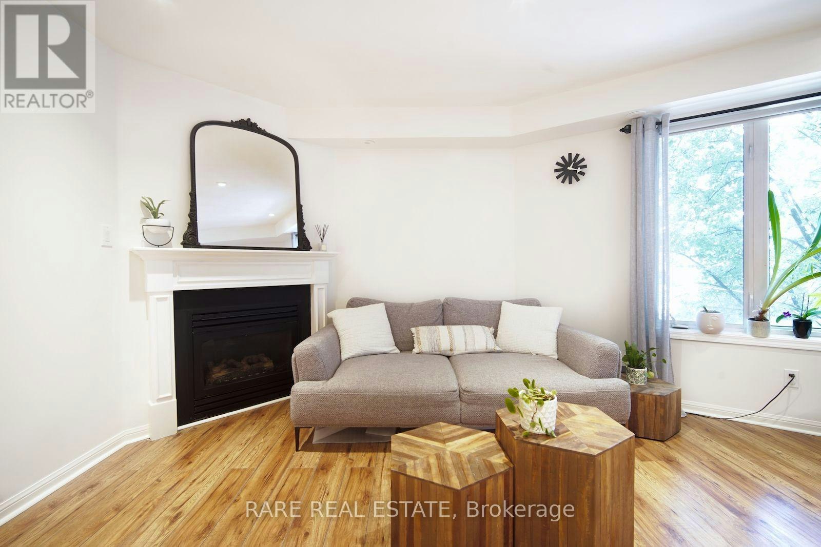 220-50 Joe Shuster Way, Toronto, ON, M6K 1Y8 - 4