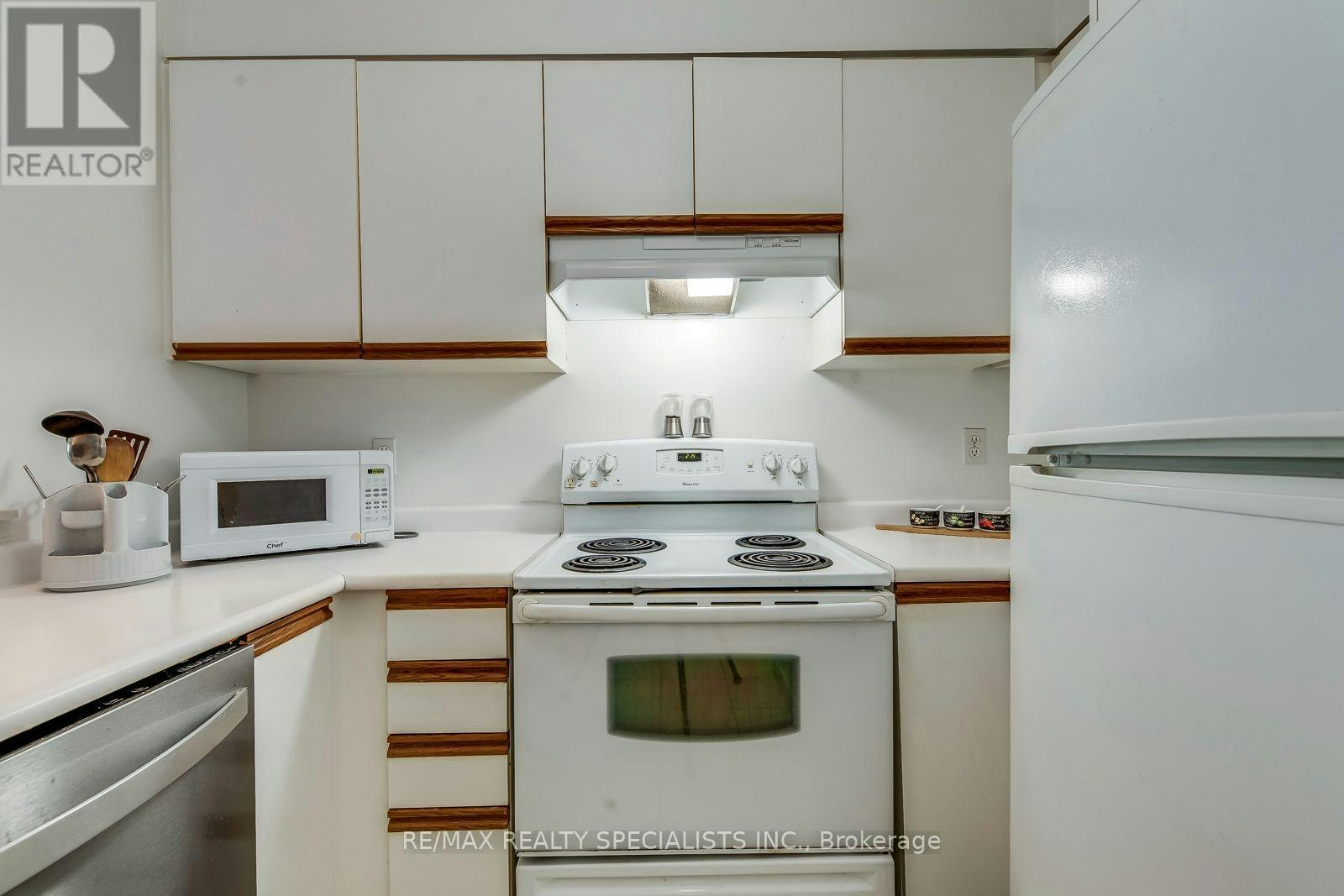 1112-2177 Burnhamthorpe Road W, Mississauga, ON, L5L 5P9 - 12
