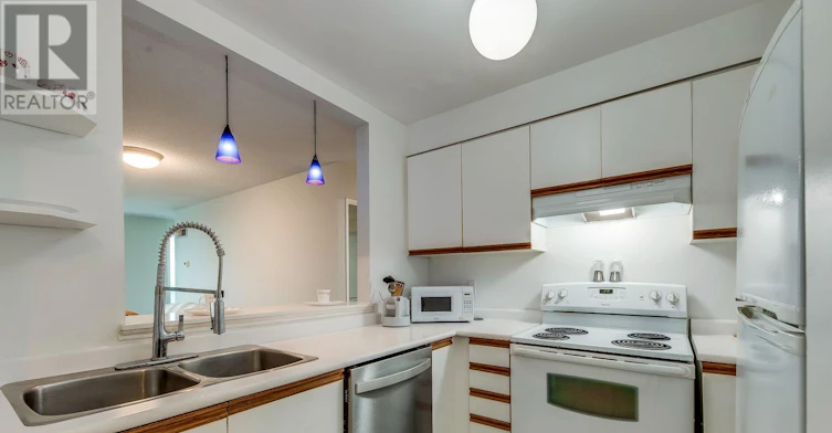 1112-2177 Burnhamthorpe Road W, Mississauga, ON, L5L 5P9 - 11