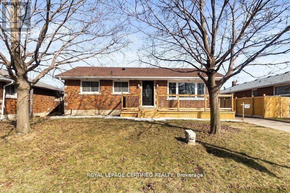 38 Collier Road N, Thorold, ON, L2V 2X3