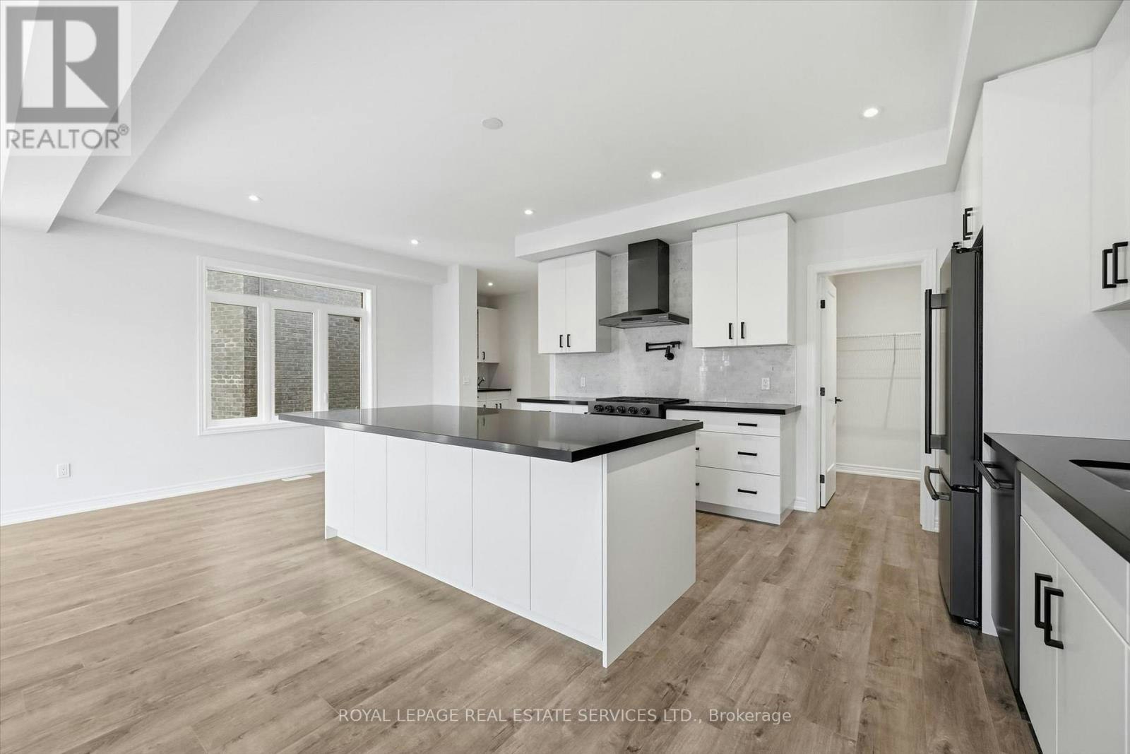 74 Valley Trail Place, Hamilton, ON, L8B 2A2 - 8