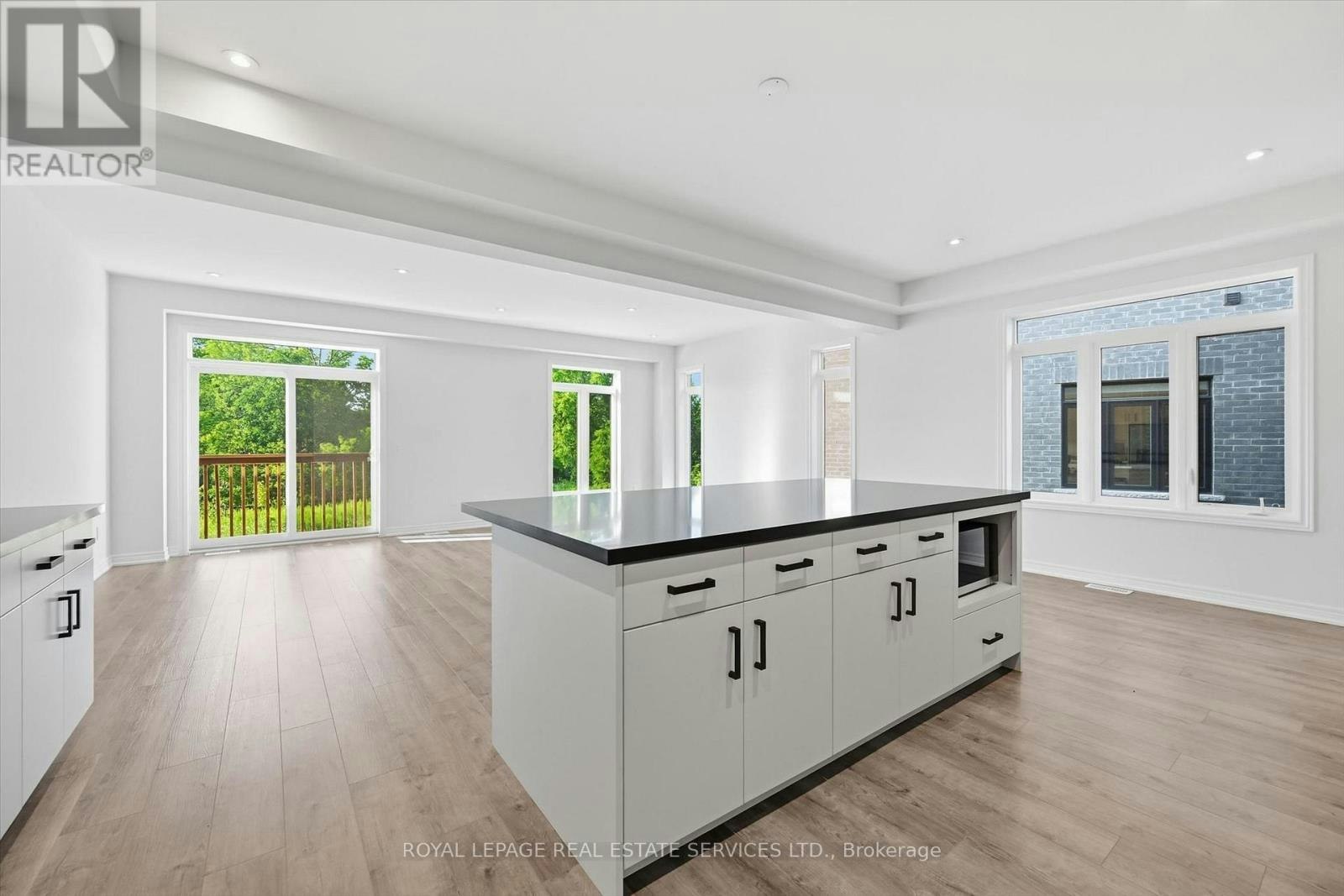 74 Valley Trail Place, Hamilton, ON, L8B 2A2 - 10