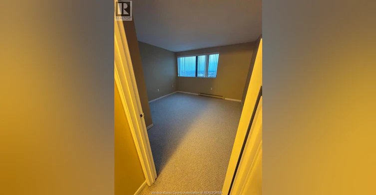 2402-380 Pelissier Street, Windsor, ON, N9A 6V7 - 5