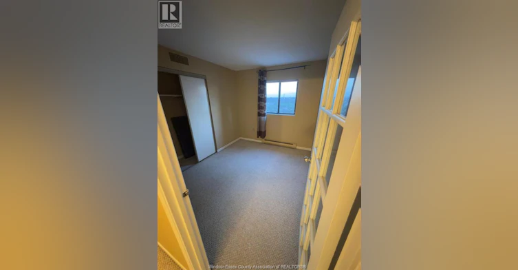 2402-380 Pelissier Street, Windsor, ON, N9A 6V7 - 8