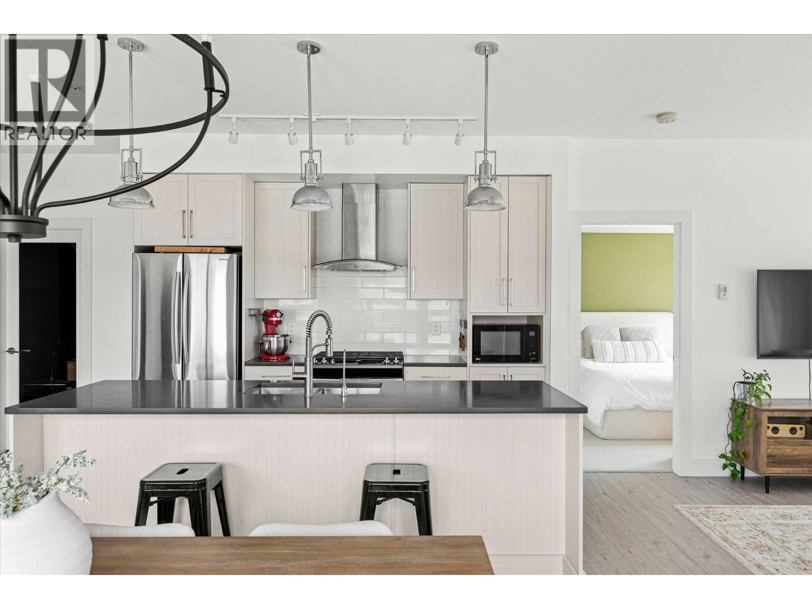 206-4380 Lakeshore Road - 2