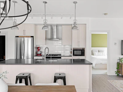 206-4380 Lakeshore Road - 2