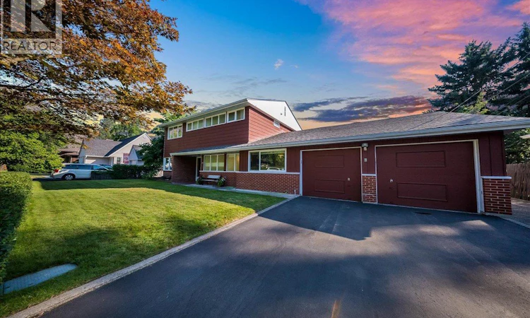 20 Hazlewood Drive