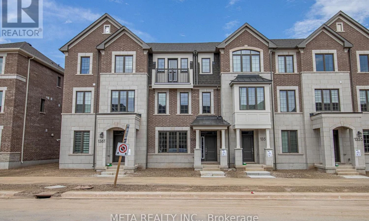 1359 William Halton Parkway