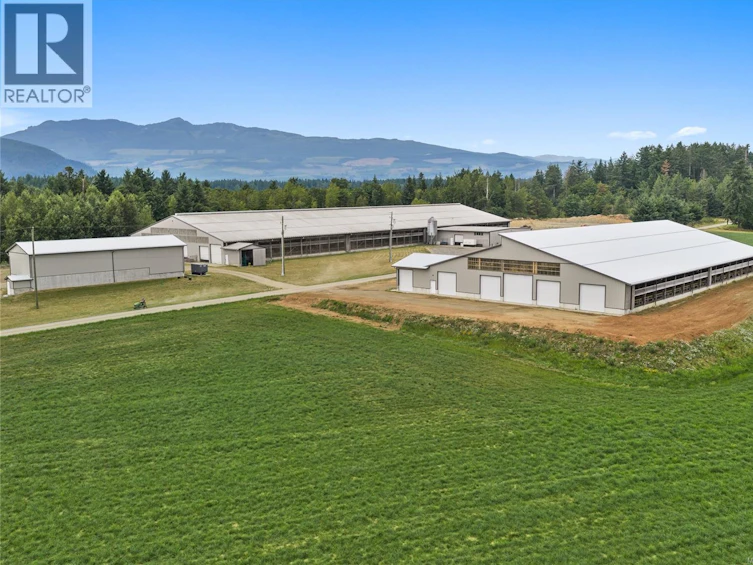 2400 Ployart Road, Black Creek, BC, V9J 1H8 - 3