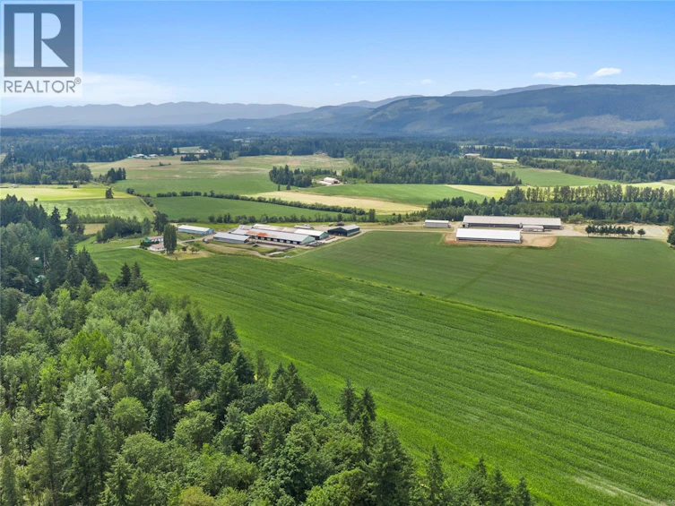 2400 Ployart Road, Black Creek, BC, V9J 1H8 - 32