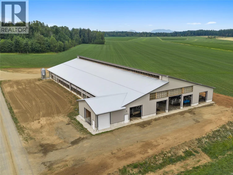 2400 Ployart Road, Black Creek, BC, V9J 1H8 - 25