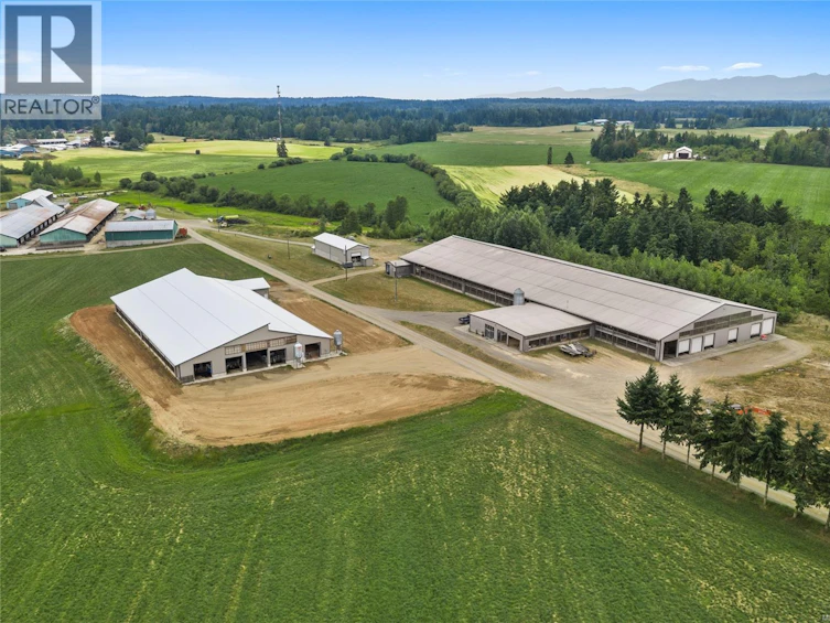 2400 Ployart Road, Black Creek, BC, V9J 1H8 - 19