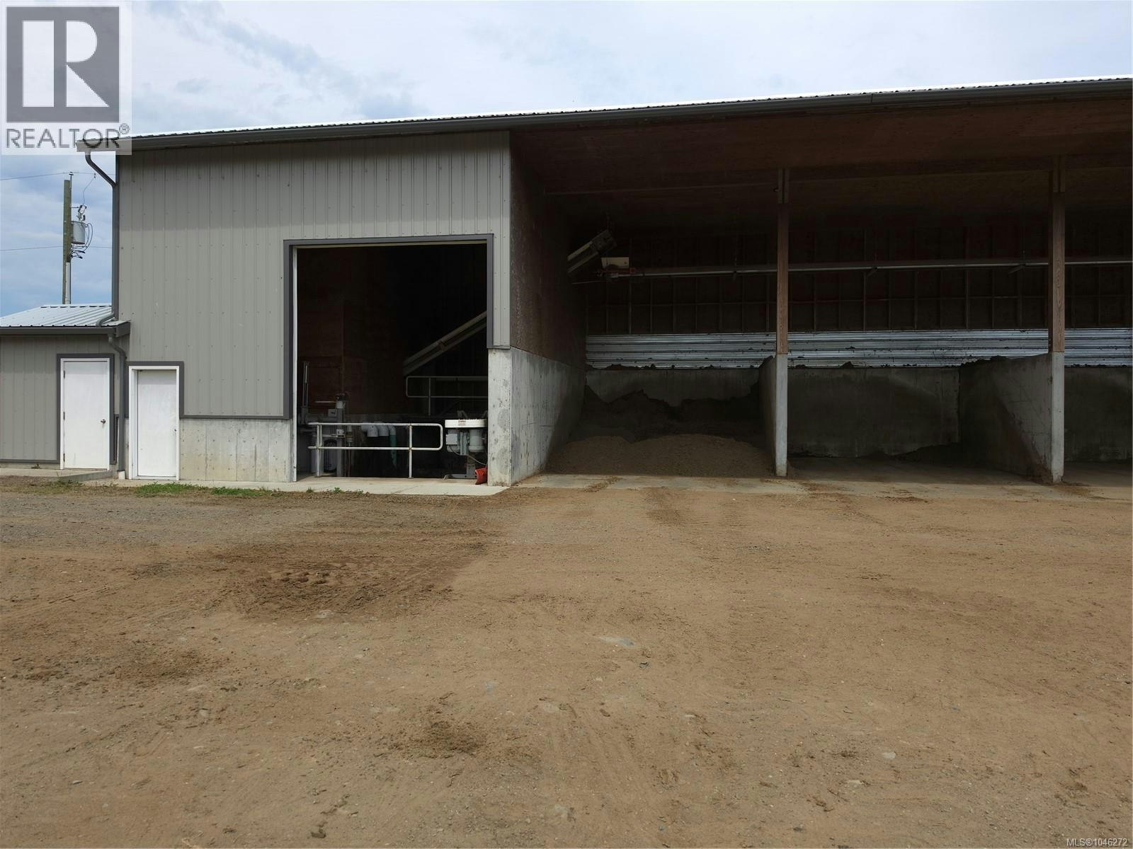 2400 Ployart Road, Black Creek, BC, V9J 1H8 - 27
