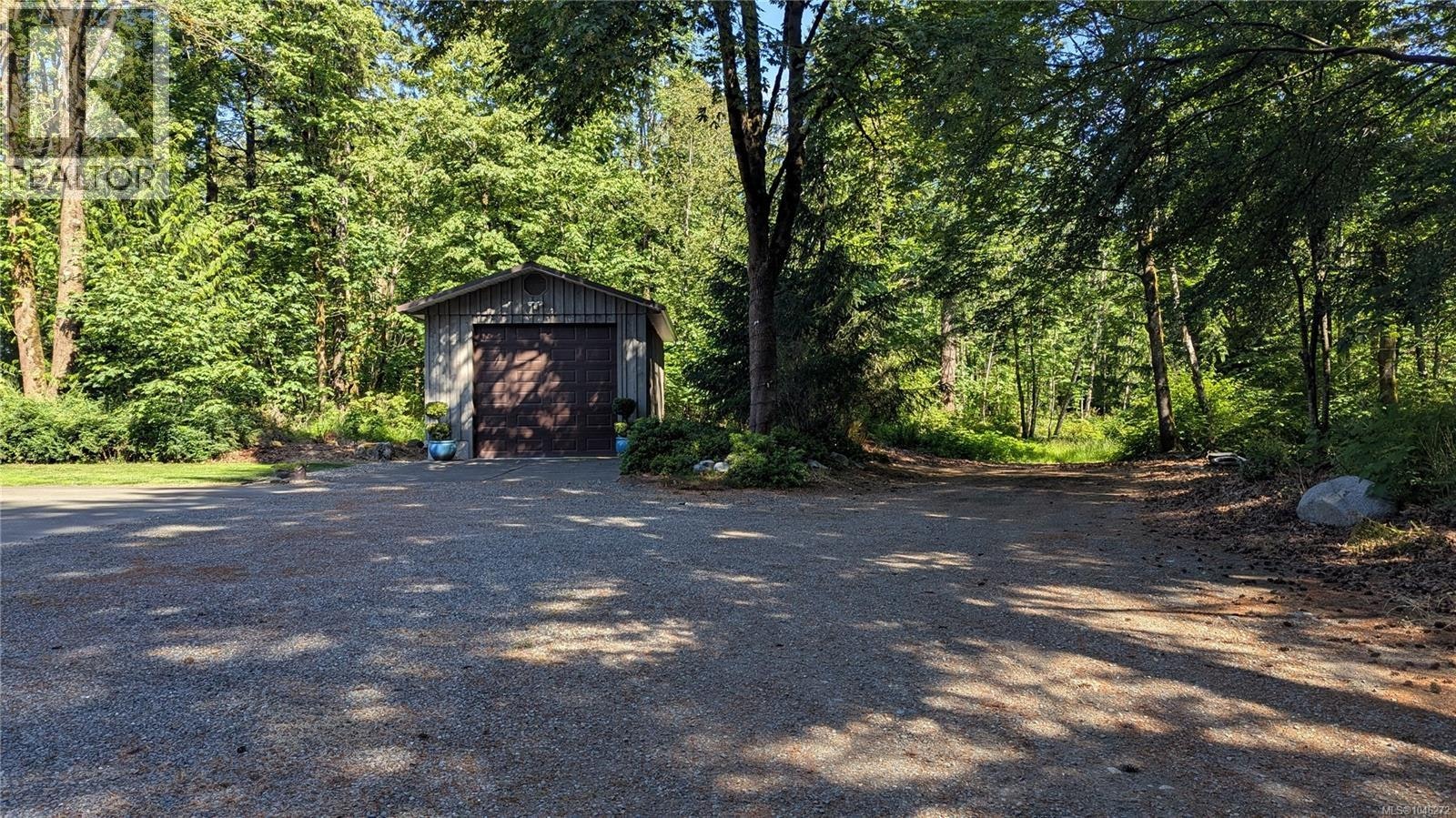 2400 Ployart Road, Black Creek, BC, V9J 1H8 - 14