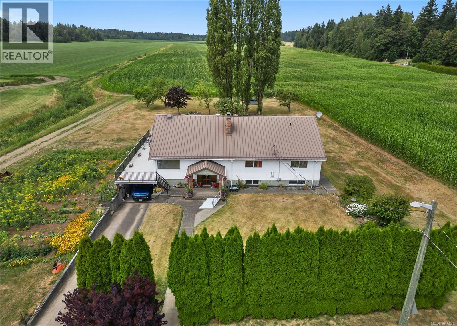 2400 Ployart Road, Black Creek, BC, V9J 1H8 - 8