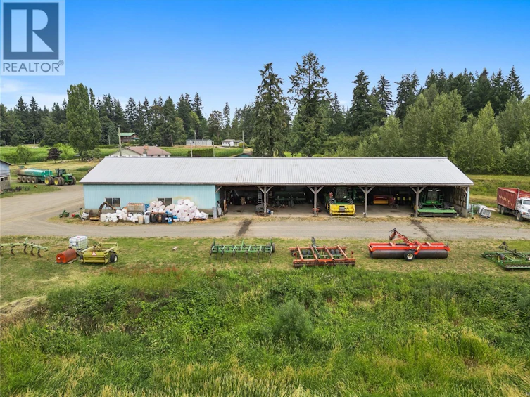 2400 Ployart Road, Black Creek, BC, V9J 1H8 - 18