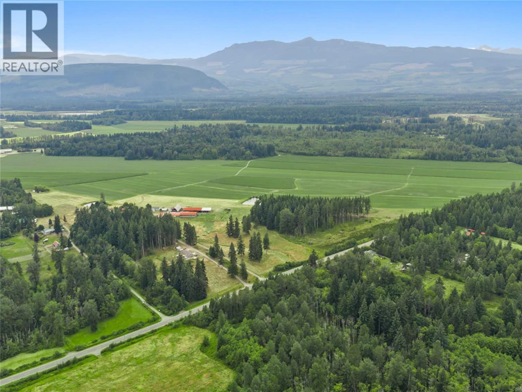 2400 Ployart Road, Black Creek, BC, V9J 1H8 - 41