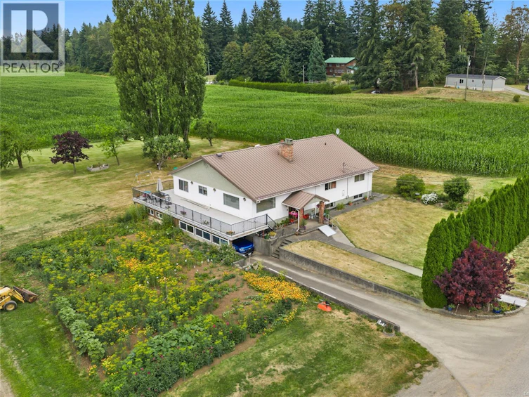 2400 Ployart Road, Black Creek, BC, V9J 1H8 - 15