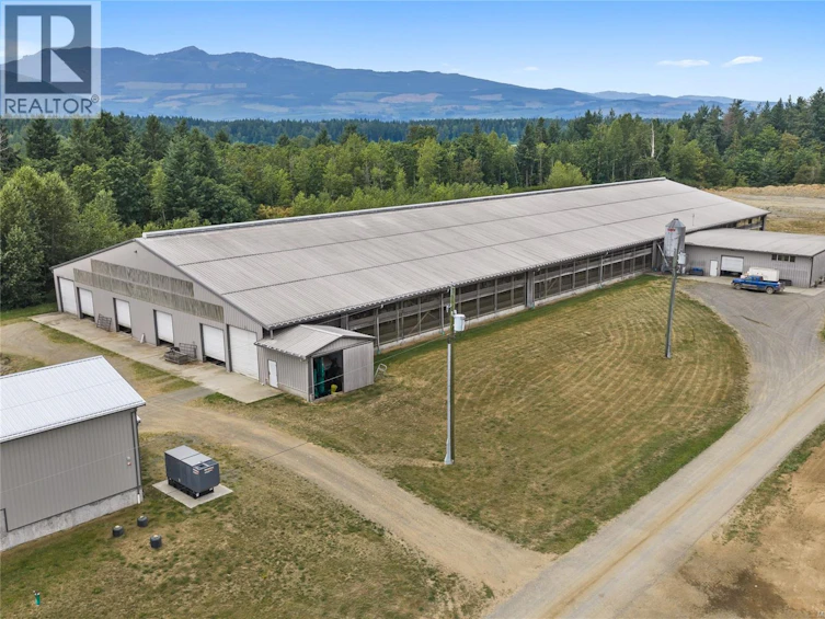 2400 Ployart Road, Black Creek, BC, V9J 1H8 - 4