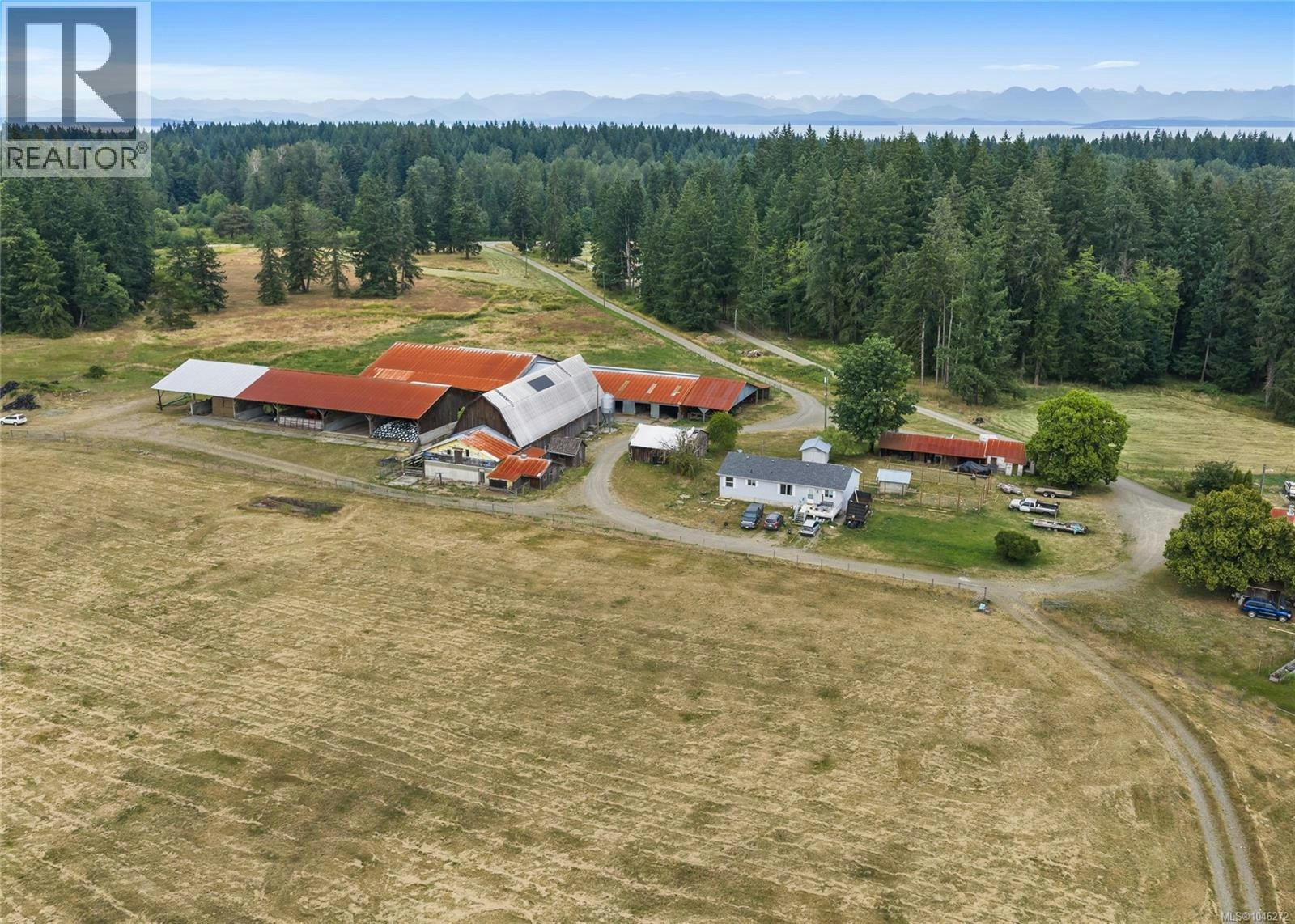 2400 Ployart Road, Black Creek, BC, V9J 1H8 - 40