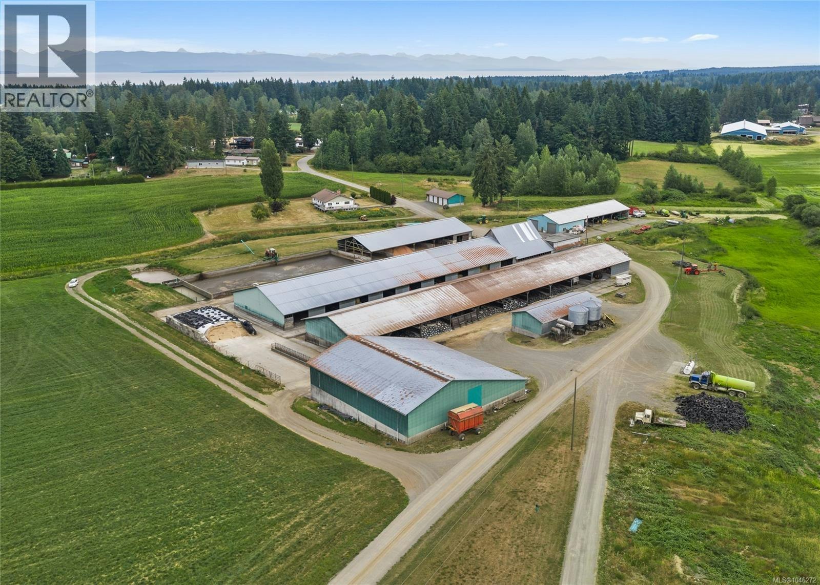 2400 Ployart Road, Black Creek, BC, V9J 1H8 - 6