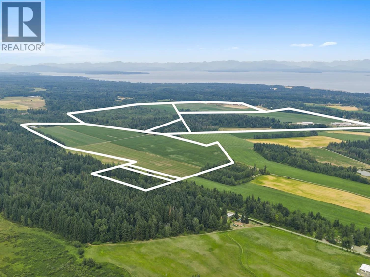 2400 Ployart Road, Black Creek, BC, V9J 1H8