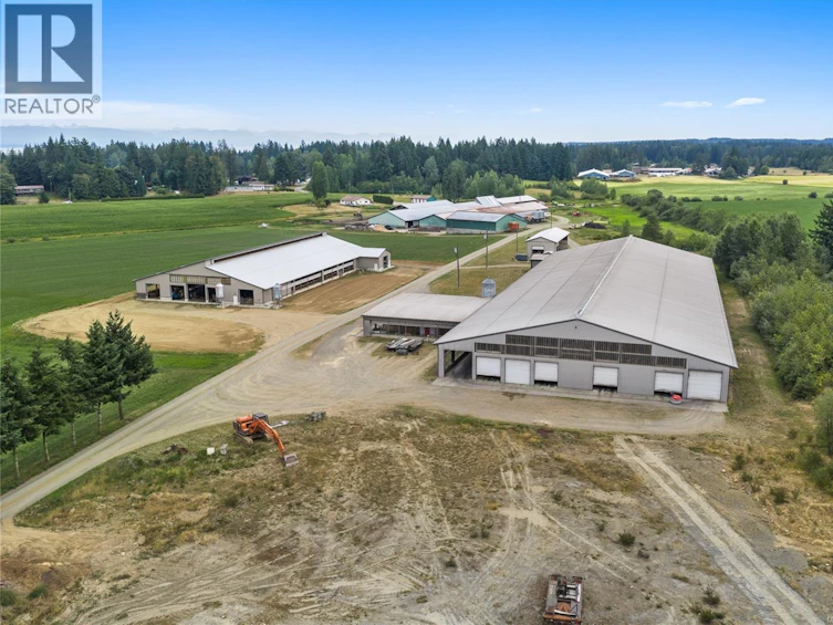 2400 Ployart Road, Black Creek, BC, V9J 1H8 - 5