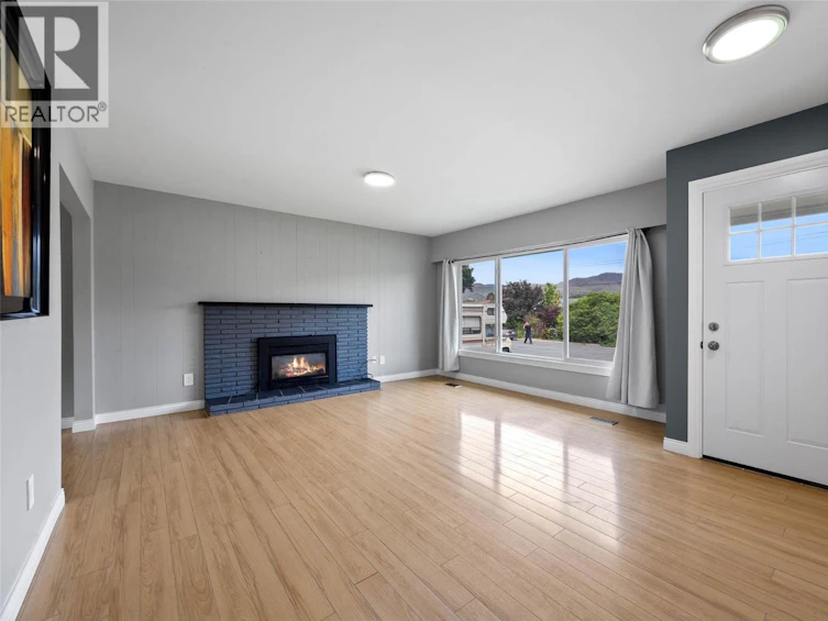 631 Brandon Avenue, Kamloops, BC, V2B 1N5 - 9