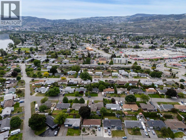 631 Brandon Avenue, Kamloops, BC, V2B 1N5 - 48