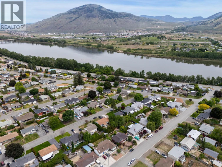 631 Brandon Avenue, Kamloops, BC, V2B 1N5 - 50